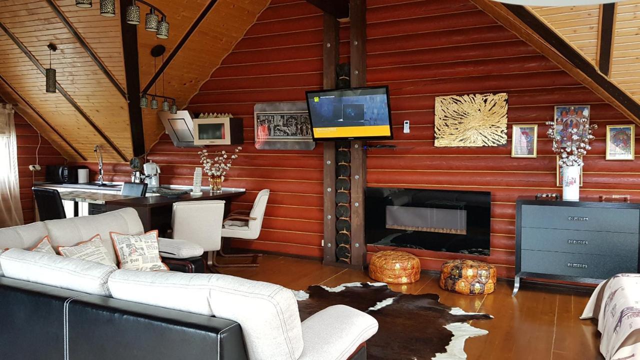 Luxury Villa With Pool And Sauna Czernowitz Exterior foto