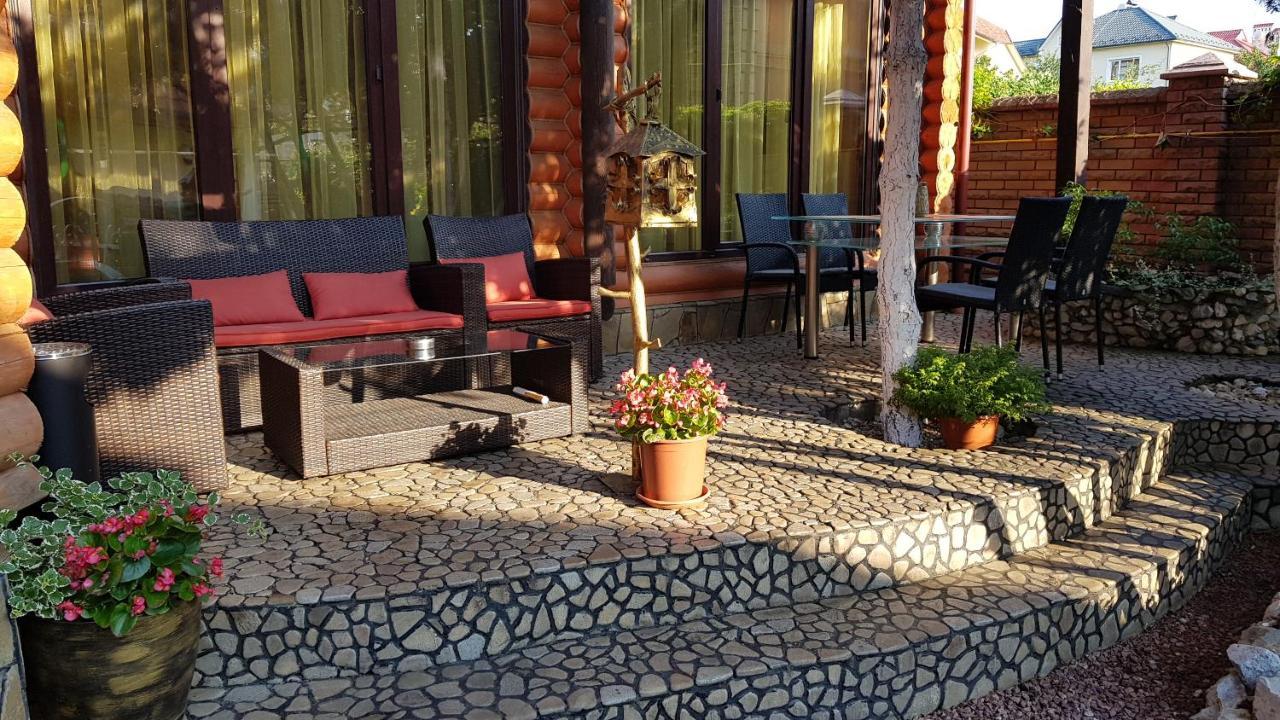 Luxury Villa With Pool And Sauna Czernowitz Exterior foto