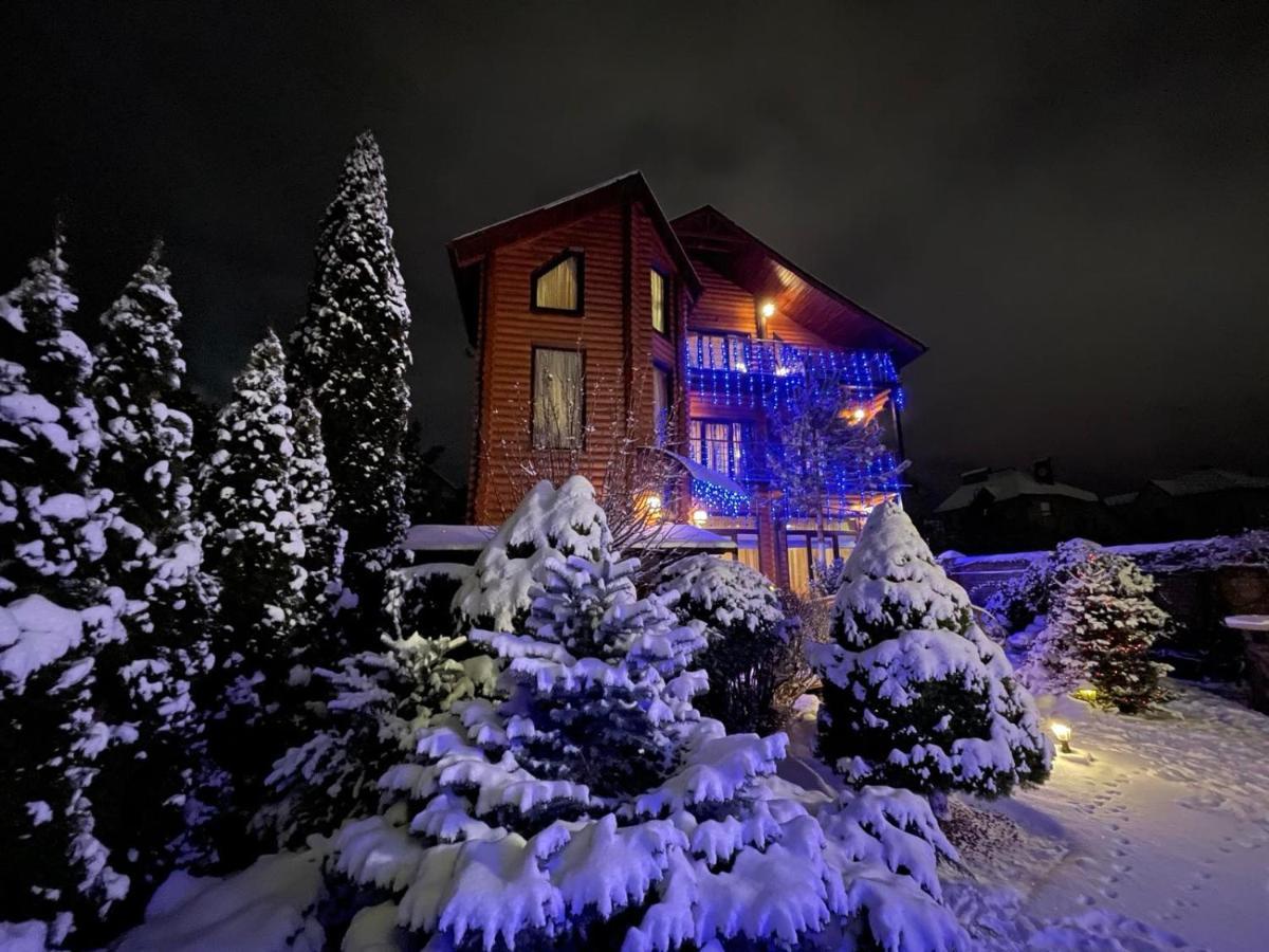 Luxury Villa With Pool And Sauna Czernowitz Exterior foto
